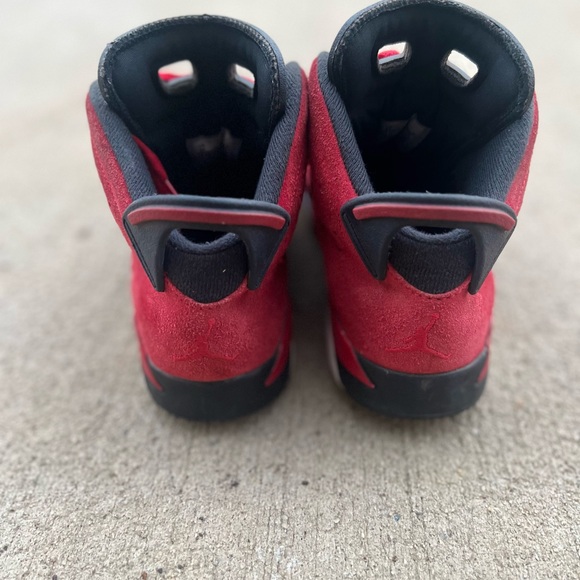 Jordan 6 Retro PS 'Toro Bravo'…3Y…Gently Used… - Picture 3 of 6